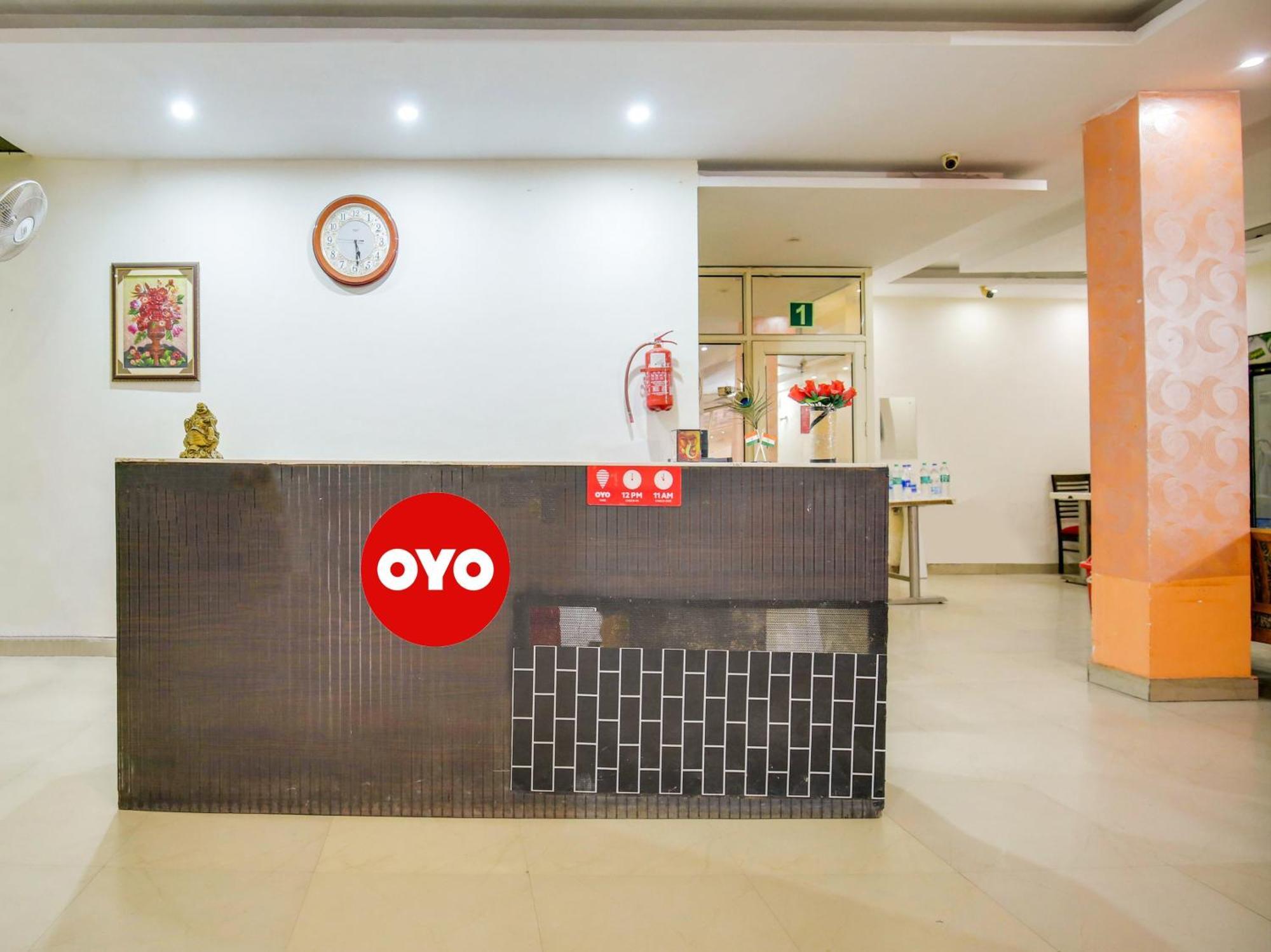 Hotel O Platinum Inn Nayagaon Exterior photo