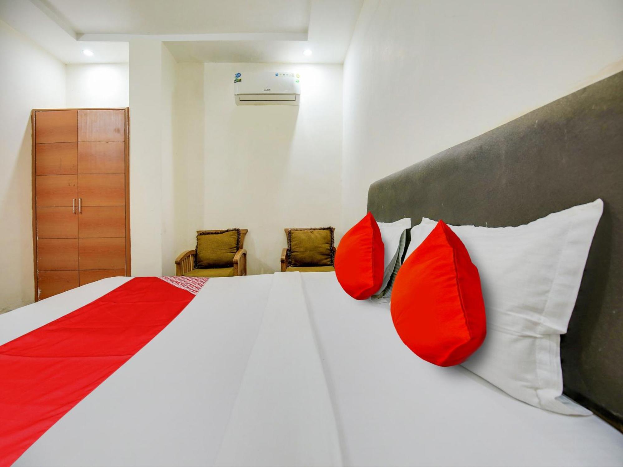 Hotel O Platinum Inn Nayagaon Exterior photo